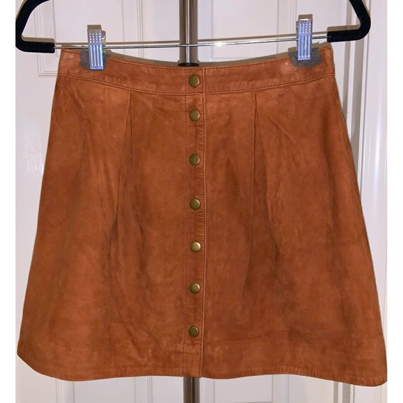 House of Harlow ‼️ SALE‼️ 1960 Leather X Revolve Suede skirt - Picture 5 of 16